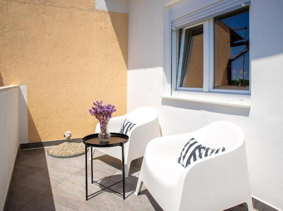 Laganini Apartman Rab Rab Town Zewnętrze zdjęcie