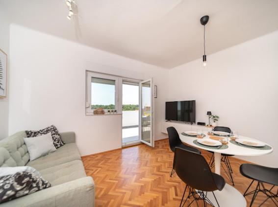 Laganini Apartman Rab Rab Town Zewnętrze zdjęcie