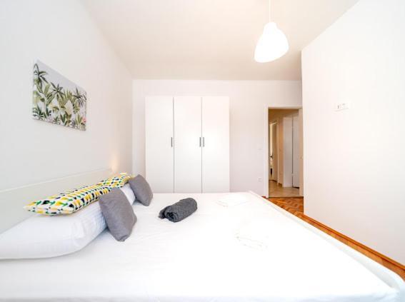 Laganini Apartman Rab Rab Town Zewnętrze zdjęcie
