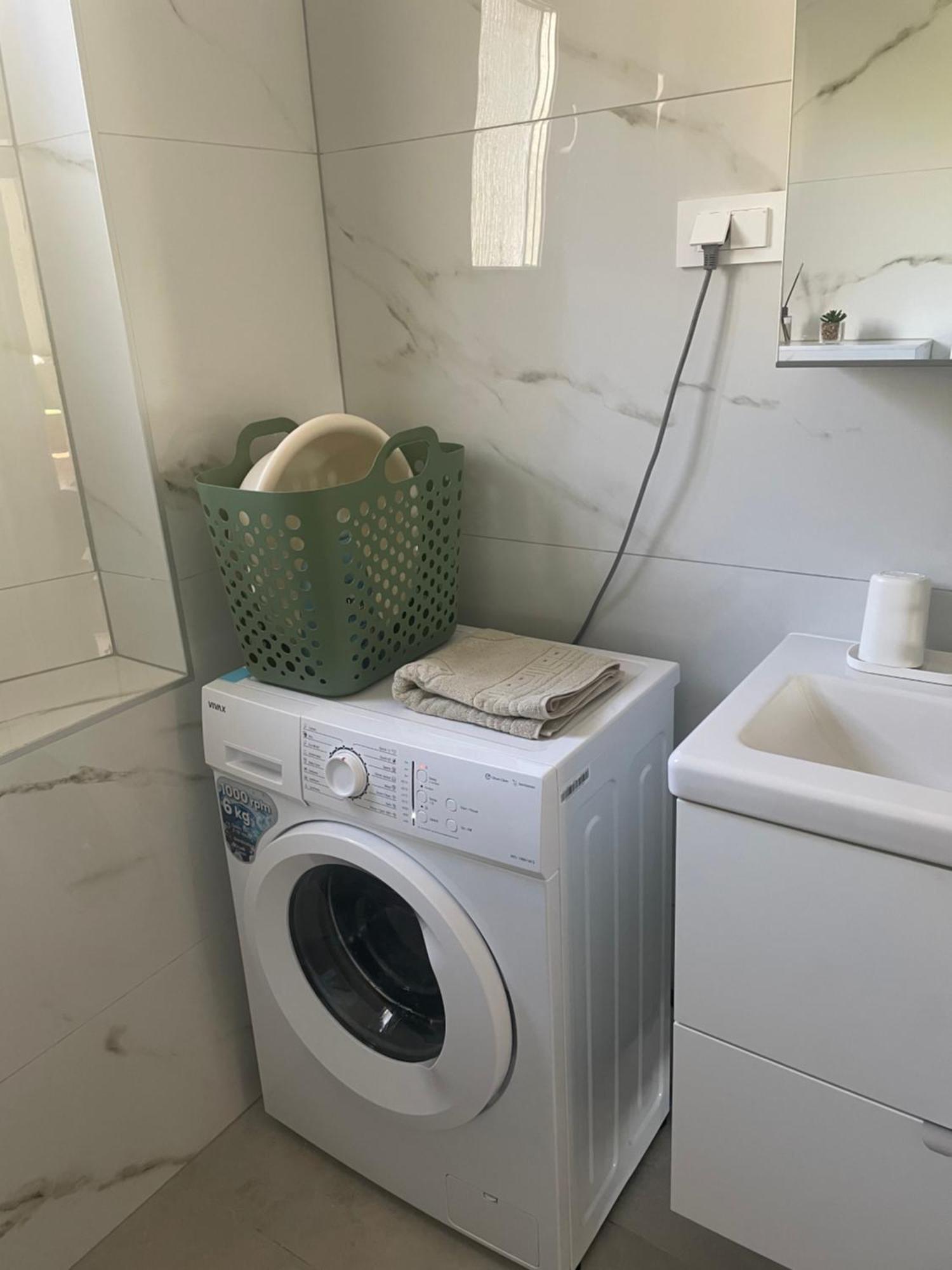 Laganini Apartman Rab Rab Town Zewnętrze zdjęcie